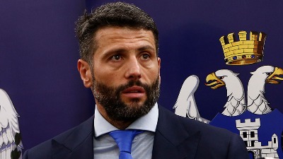 Šapiću, zašto ćutiš na pritisak koji se vrši na radnike zbog mitinga SNS?