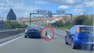 OTPAO TOČAK tokom vožnje na auto-putu (VIDEO)