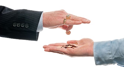 SRCE: Rast minimalca dovodi do gubitka prava jednog broja korisnika na dečji dodatak