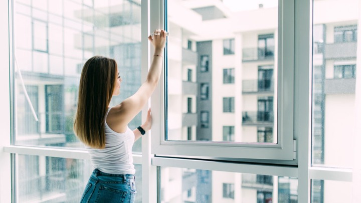 Ne otvarajte prozore između 8 i 10 časova TOKOM ZIME: Svi to radimo, a GREŠIMO