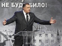 Nećete verovati koga je sreo Milorad Dodik - slikao se sa jednom od najvećih NBA legendi (FOTO)