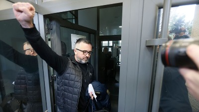 Otadžbinu Srbiju brani "istraživački tim Informera"