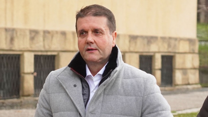 "Vidi ološa iz BIA! Niko ne radi o glavi Vučiću": Lazović i Šarić nazivali glupostima tvrdnje o njihovom neprijateljstvu