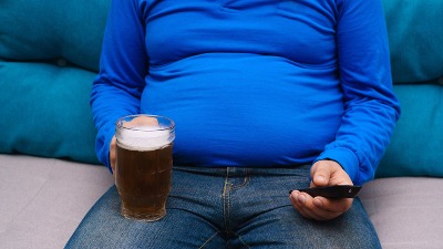 Želite da izgubite salo sa stomaka? Ovo nikako nemojte piti
