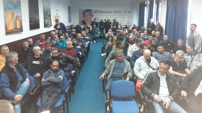Petrohemija: Dogovor sa Bastom, pa odlaganje štrajka