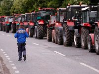 Blokada Ibarske magistrale u Mrčajevcima traje i DALJE