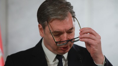 Uzdrman je, paniči, ušao je u zadnju fazu paranoje