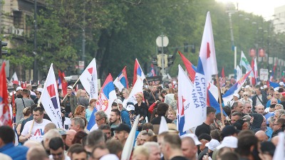 Ko neće na skup SNS u Jagodini - trpi posledice?!