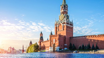 Kremlj: Zelenski pozvan u Moskvu radi mirovnih pregovora