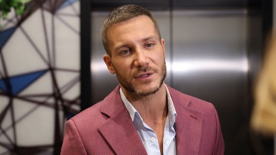 SKINUO SE Saša Kovačević na Tajlandu i pokazao isklesano telo: Vrele fotke iz kade ZAPALILE mreže - žene u transu (FOTO, VIDEO) 