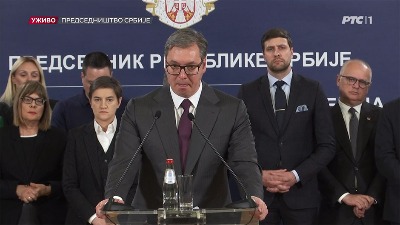 Politiko: Vučić se suočava sa rastućim besom
