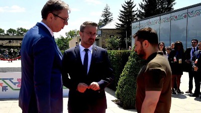 Vučić sa Zelenskim na Samitu (VIDEO)