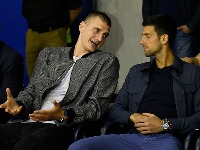Naklon velikanima: Jokić i Đoković dobili murale u BG (VIDEO)
