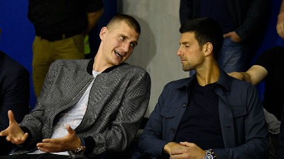 Naklon velikanima: Jokić i Đoković dobili murale u BG (VIDEO)