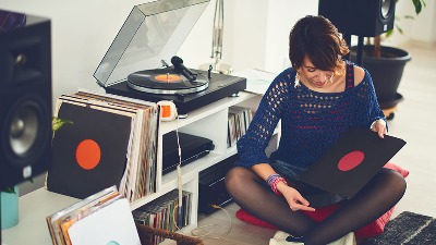 Vinil groznica stiže u Beograd: Record Store Day okuplja ljubitelje muzike