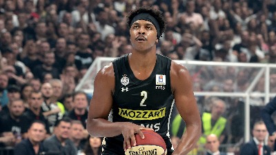 Ledej se vraća u tim za Fenerbahče