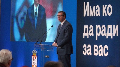 Kako je Vučić izbacio 45.000 penzionera iz popusta za struju?