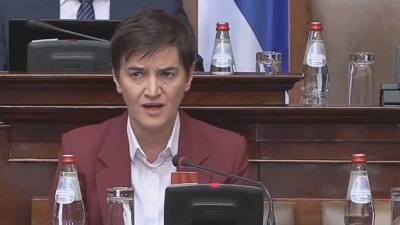 SRCE: Brnabić proglasila maskirane batinaše za "nadležnu instituciju"