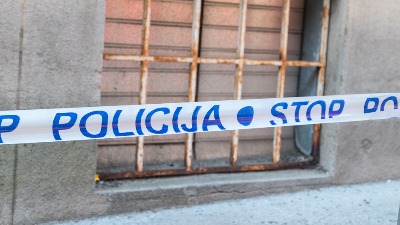 Pucnjava u Zadru: Ranjen vlasnik radnje luksuznih automobila
