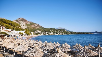 CRNOGORCI PROVERAVAJU BIZNISMENE Otkud milioni za plaže