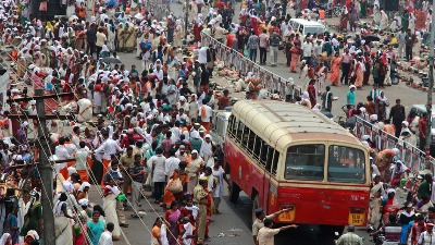 TRAGEDIJA U stampedu u Indiji poginulo 107 osoba