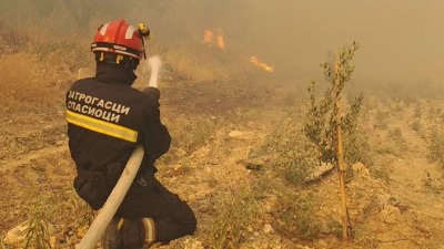 Ponovo izbio požar na deponiji u Kraljevu (VIDEO)