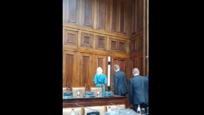 "A sad adio" za odlazak Martinovića iz Skupštine (VIDEO)