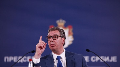 VUČIĆ : Ne napadam EU - branim Srbiju