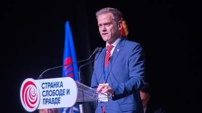 Stefanović govori u Bundestagu i o izborima u junu