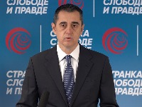 Nikezić: Vučićeva energetska politika nas vodi u KOLAPS! Gorivo nestaje, rafinerija stala