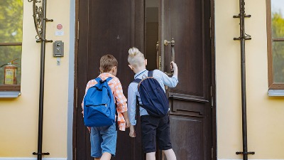 Sto učenika ni danas nije došlo na nastavu: Šta je epilog sastanka