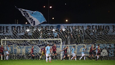 Primili 26 golova na tri utakmice, a stadion pun