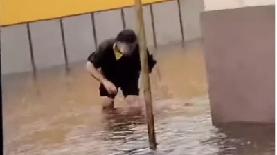 Jako nevreme u Zaječaru: Potop i odron na putu (VIDEO)