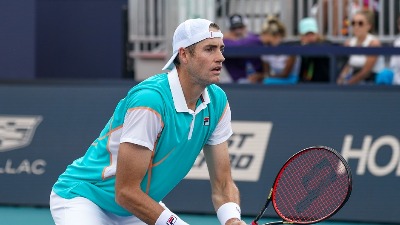 Dimitrov izbacio Mareja, Izner završio karijeru Dimitrov izbacio Mareja, Izner završio karijeru
