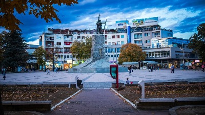 Završen protest u Kraljevu: Sutra ponovo okupljanje ispred Skupštine grada