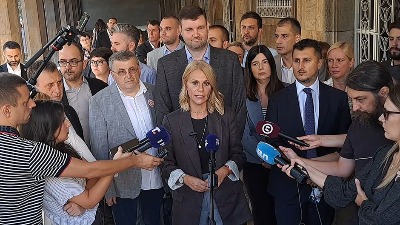 Popović: Tražimo izbore, Šapić je postao hodajuća afera