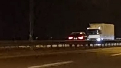 Jurio preticajnom trakom u kontra smeru (VIDEO)