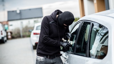 Bivši policajac otkrio kako da zaštitite svoj automobil od lopova
