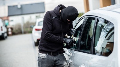 Kako lopovi u Braće Jerković pikiraju automobile za krađu