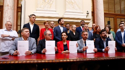 Organizatori protesta potpisali "Dogovor za pobedu"