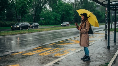 Građani ovog dela Beograda nemaju prevoz, moraju da pešače tri kilometra mesecima
