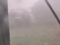 Grad tuče po Šidu (VIDEO)