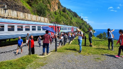 IRSKA NUDI 90.000 DOLARA! Ali postoji "KVAKA" koju niko nije očekivao!