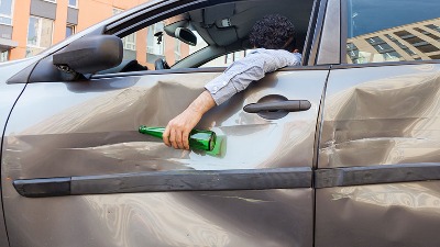 Vozač (75) u Surdulici vozio sa 4,38 promila?!