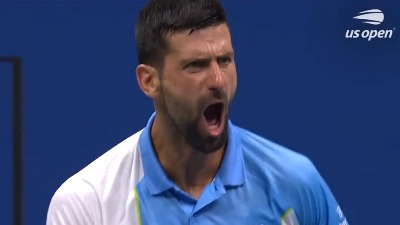 "Ne klimaj glavom": Novak urlao na Marija