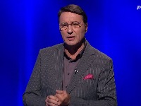 Tragač pao sa stolice, a Memedović nije ni trepnuo