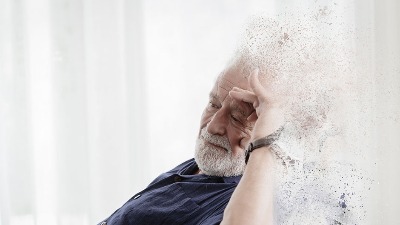 Prvi simptom demencije se javlja u ustima: Ako osetite ovo, hitno se javite LEKARU 