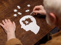 6 simptoma ljudi u srednjim godinama su RANI ZNAK demencije