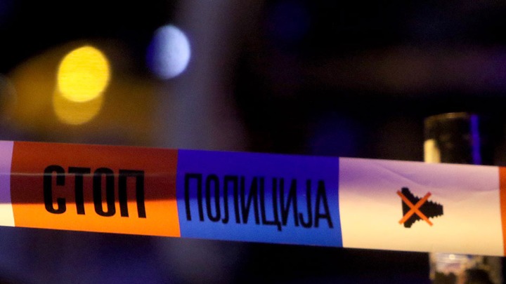 U kući u Čačku pronađena tela sina, oca i majke - policija našla i NOŽ kraj tela muškarca?!