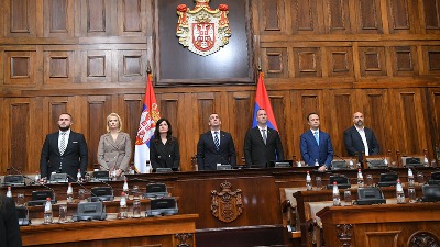 Vlada traži od Vučića da raspusti Skupštinu i raspiše izbore